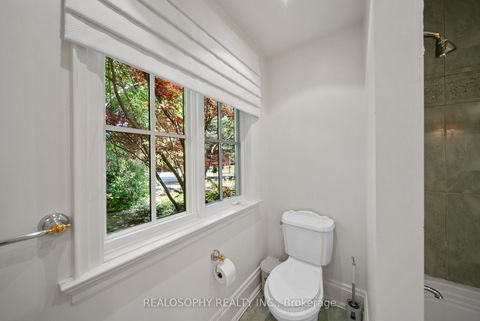 Photo 21 at 7 Purling Place, Don Mills, Toronto