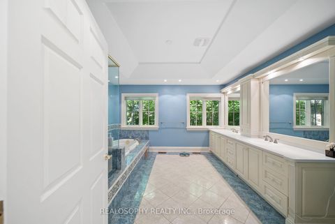 Photo 25 at 7 Purling Place, Don Mills, Toronto