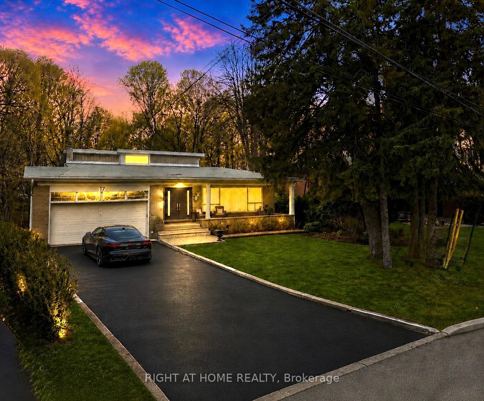17 Denmark Crescent, Branson, Toronto 