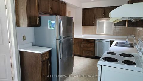 Photo 5 at 113 Wintermute Boulevard, Steeles, Toronto
