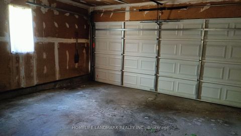 Photo 10 at 113 Wintermute Boulevard, Steeles, Toronto