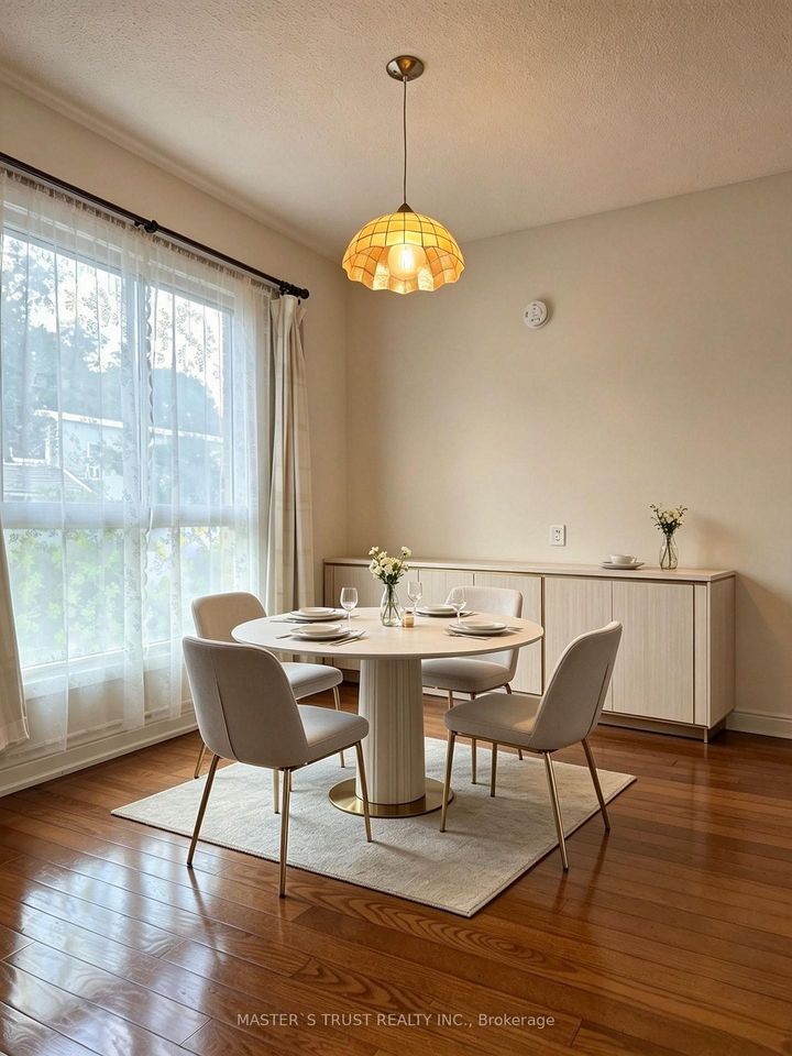 Photo 4 at 10 Elsa Vine Way, Bayview Village, Toronto