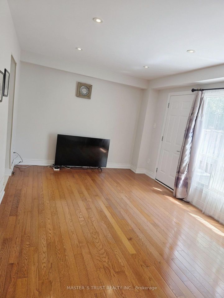 Photo 9 at 10 Elsa Vine Way, Bayview Village, Toronto