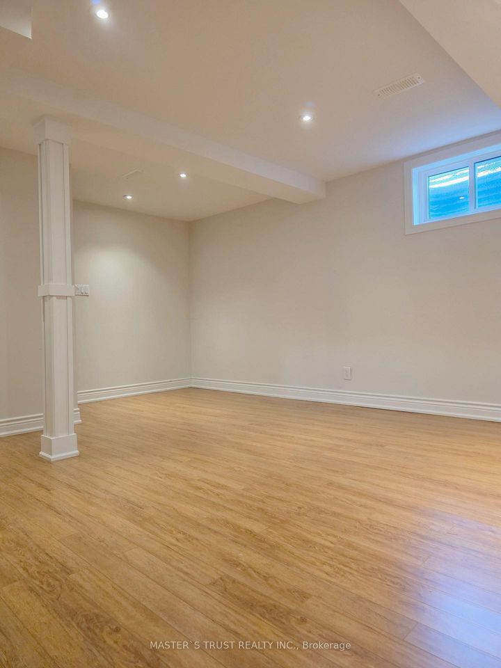 Photo 28 at 10 Elsa Vine Way, Bayview Village, Toronto