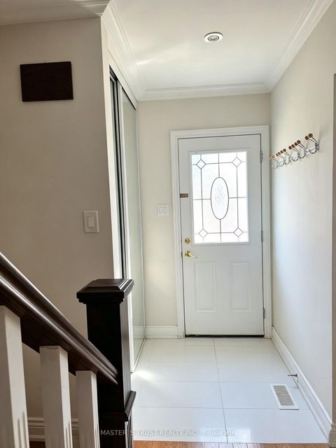 Photo 1 at 10 Elsa Vine Way, Bayview Village, Toronto
