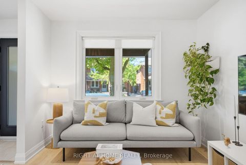 Photo 5 at 7 Hector Avenue, Wychwood, Toronto