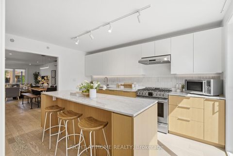 Photo 10 at 7 Hector Avenue, Wychwood, Toronto