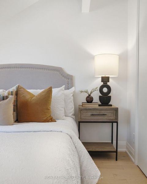 Photo 20 at 7 Hector Avenue, Wychwood, Toronto