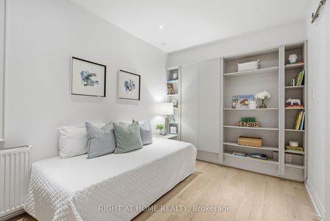 Photo 21 at 7 Hector Avenue, Wychwood, Toronto