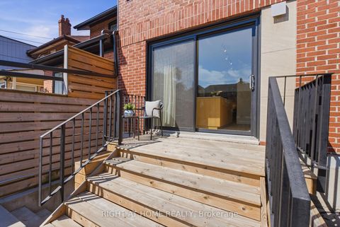 Photo 35 at 7 Hector Avenue, Wychwood, Toronto