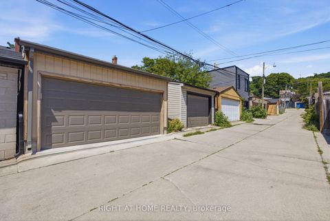 Photo 38 at 7 Hector Avenue, Wychwood, Toronto