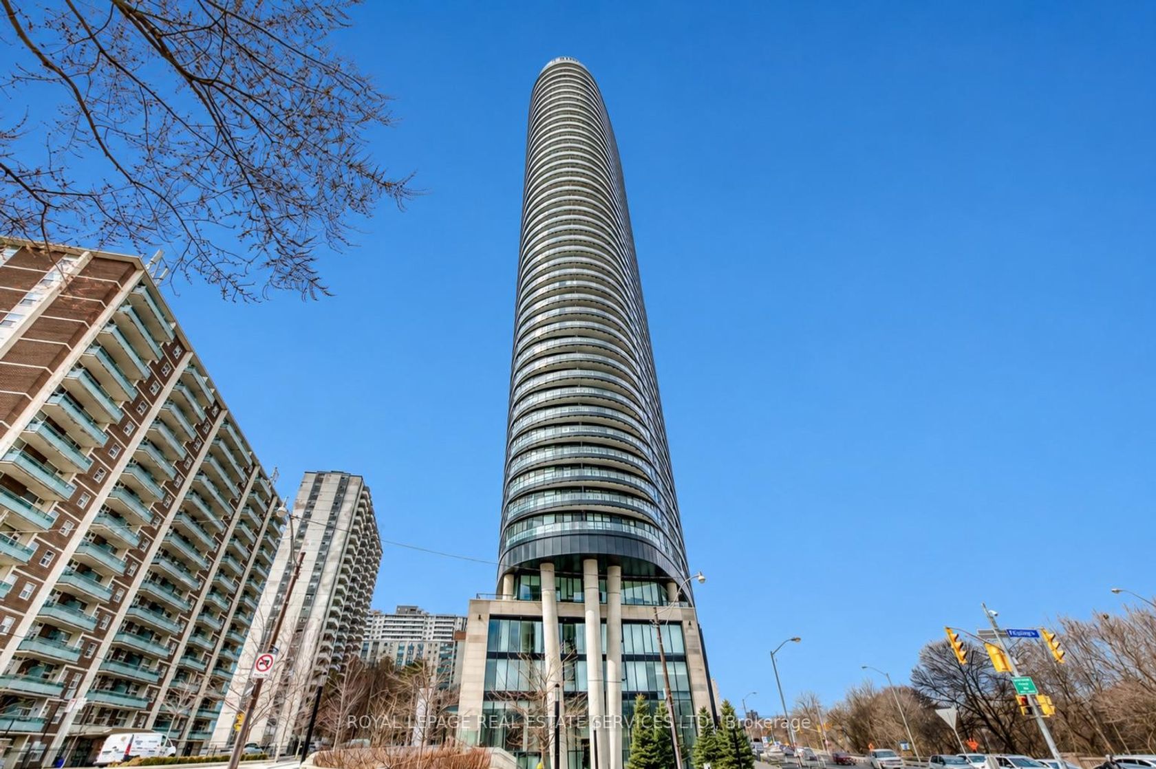 1320 - 585 Bloor Street E, North St. James Town, Toronto 