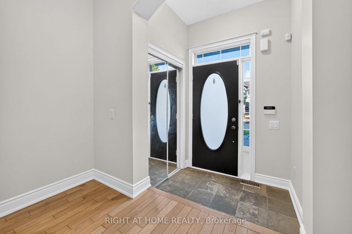 Photo 6 at 346 Creek Path Avenue, BR Bronte, Oakville