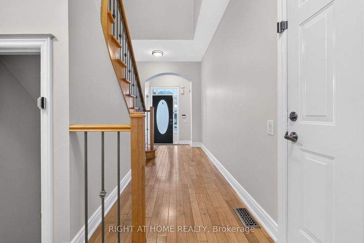 Photo 7 at 346 Creek Path Avenue, BR Bronte, Oakville