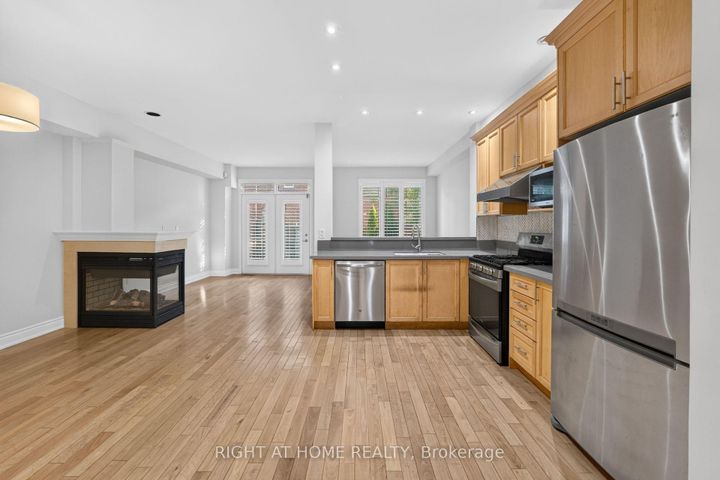 Photo 9 at 346 Creek Path Avenue, BR Bronte, Oakville