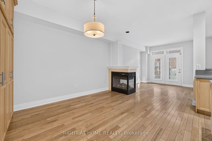 Photo 16 at 346 Creek Path Avenue, BR Bronte, Oakville