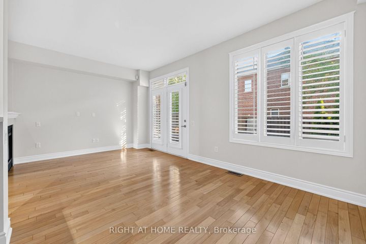 Photo 22 at 346 Creek Path Avenue, BR Bronte, Oakville