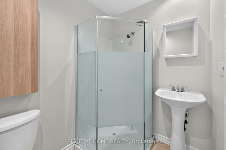 Photo 37 at 346 Creek Path Avenue, BR Bronte, Oakville
