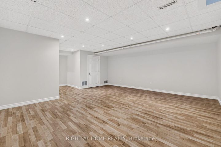 Photo 43 at 346 Creek Path Avenue, BR Bronte, Oakville