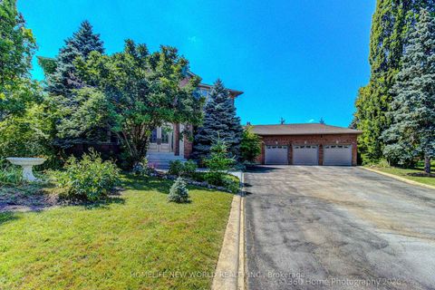 Photo 1 at 212 Burns Boulevard, King City, King