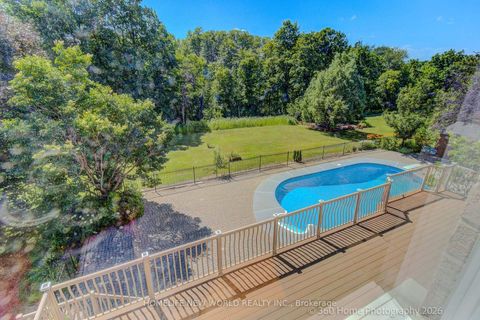 Photo 9 at 212 Burns Boulevard, King City, King