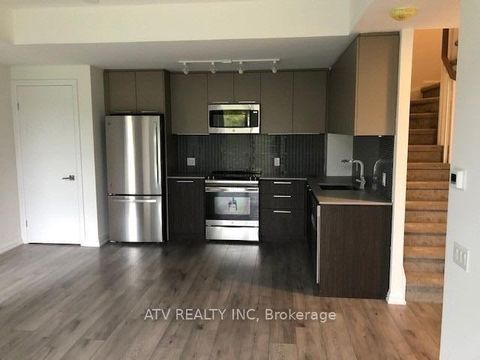 Photo 4 at TH17 - 10 Brin Drive, Humber Valley, Toronto