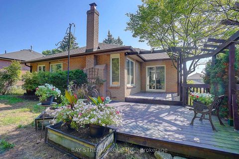 Photo 33 at 107 Crawford Rose Drive, Aurora Heights, Aurora