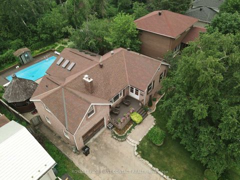 Photo 2 at 104 Eccles Street N, Queen's Park, Barrie