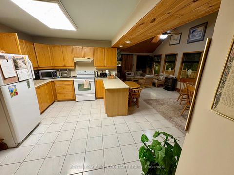 Photo 8 at 104 Eccles Street N, Queen's Park, Barrie