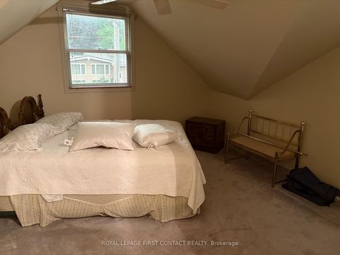 Photo 14 at 104 Eccles Street N, Queen's Park, Barrie