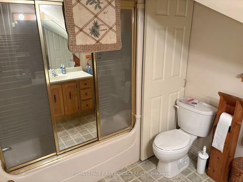 Photo 15 at 104 Eccles Street N, Queen's Park, Barrie