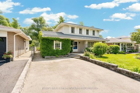 Photo 3 at 51 Davies Crescent, Grove East, Barrie