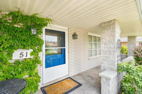 Photo 4 at 51 Davies Crescent, Grove East, Barrie