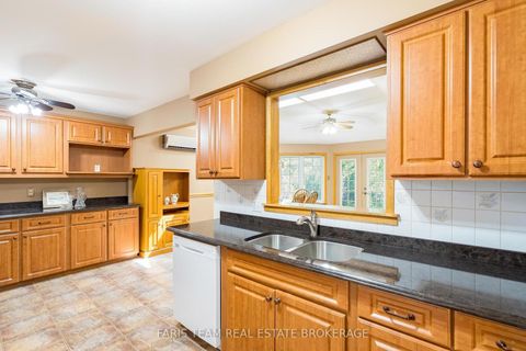 Photo 6 at 51 Davies Crescent, Grove East, Barrie