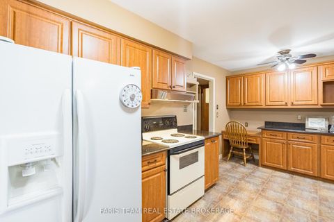 Photo 7 at 51 Davies Crescent, Grove East, Barrie