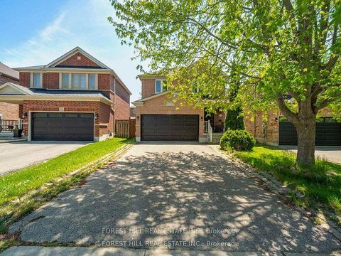 Photo 1 at 70 Shoniker Drive, Summerhill Estates, Newmarket