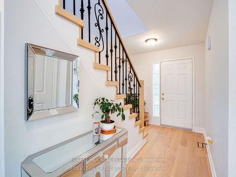 Photo 4 at 70 Shoniker Drive, Summerhill Estates, Newmarket