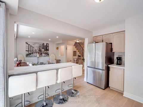 Photo 12 at 70 Shoniker Drive, Summerhill Estates, Newmarket