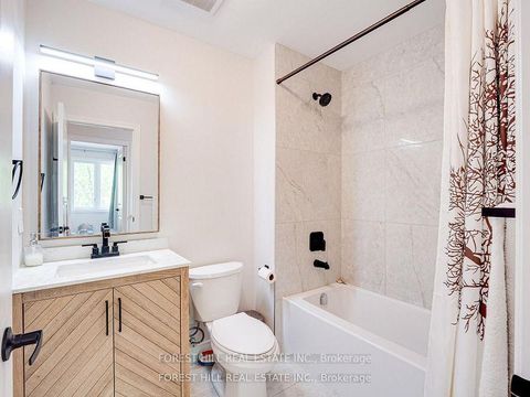Photo 23 at 70 Shoniker Drive, Summerhill Estates, Newmarket