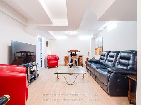 Photo 24 at 70 Shoniker Drive, Summerhill Estates, Newmarket