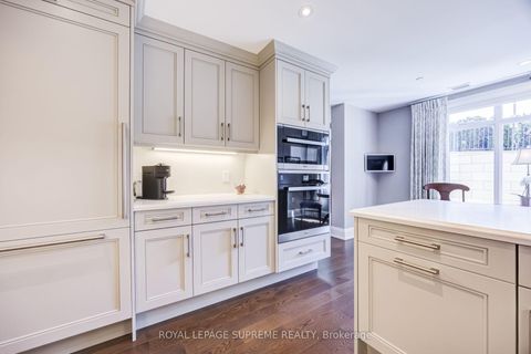 Photo 6 at 227 - 1900 Bayview Avenue, York Mills, Toronto