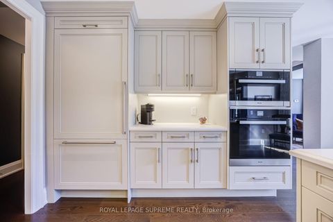 Photo 7 at 227 - 1900 Bayview Avenue, York Mills, Toronto