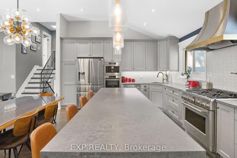 Photo 10 at 18 Winsdale Road, Markland Wood, Toronto