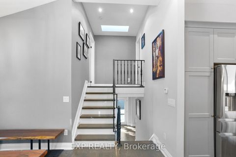 Photo 15 at 18 Winsdale Road, Markland Wood, Toronto
