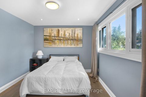 Photo 25 at 18 Winsdale Road, Markland Wood, Toronto