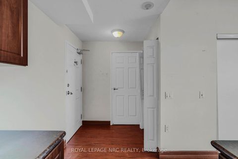 Photo 5 at PH 6 - 15 Maplewood Avenue, Cedarvale, Toronto