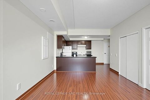 Photo 11 at PH 6 - 15 Maplewood Avenue, Cedarvale, Toronto