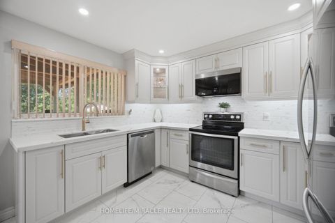 Photo 12 at 25 Furness Crescent, Clairville, Toronto