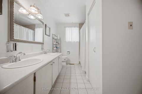 Photo 18 at 25 Furness Crescent, Clairville, Toronto