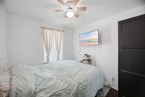 Photo 21 at 25 Furness Crescent, Clairville, Toronto